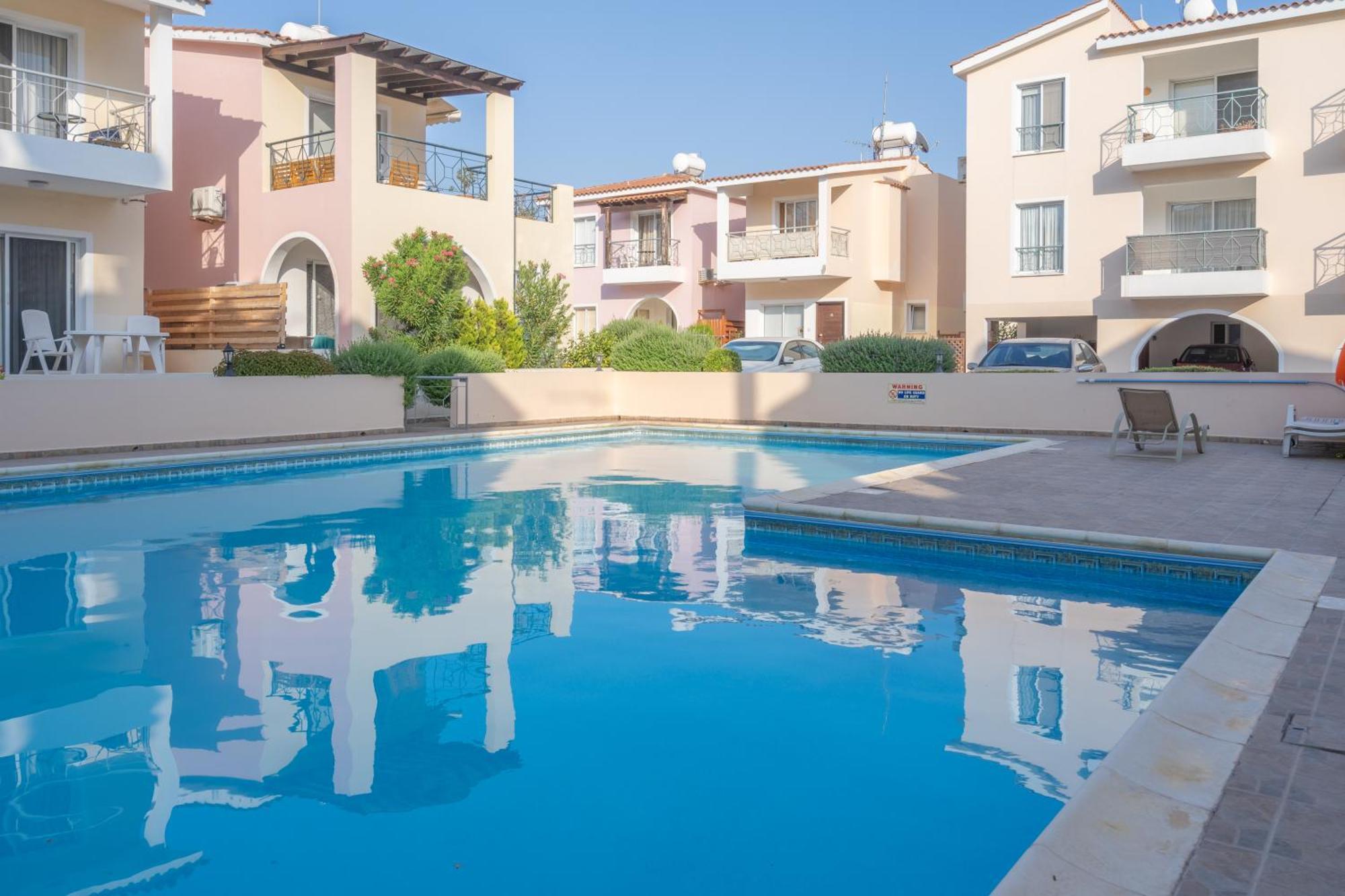 Apartament Limnos Gardens Pafos Zewnętrze zdjęcie