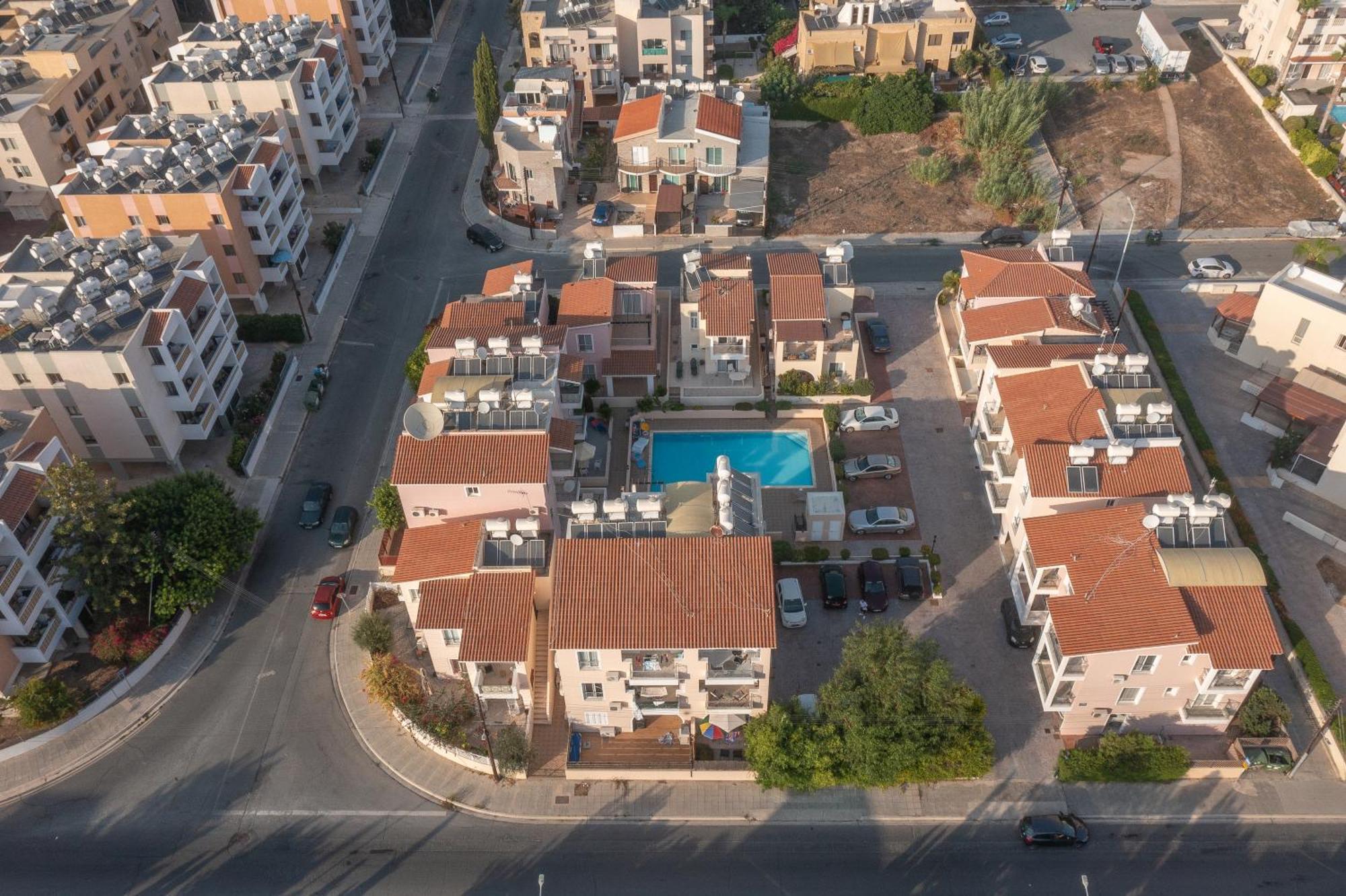 Apartament Limnos Gardens Pafos Zewnętrze zdjęcie